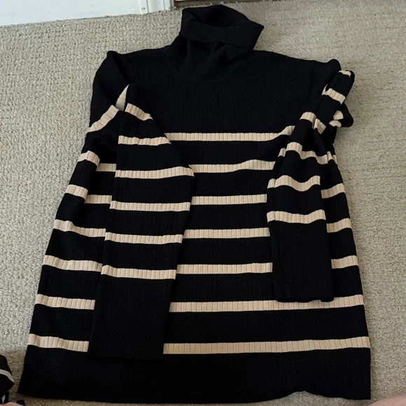 Jones New York Black Knitwear - Picture 3 of 3